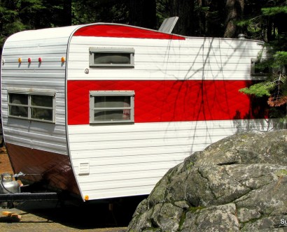Vintage-Travel-Trailer-Frolic-1970