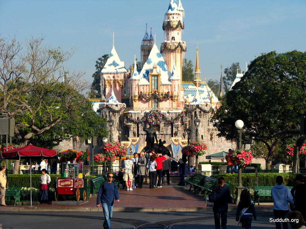 Disneyland, Mickey Mouse, California Adventure